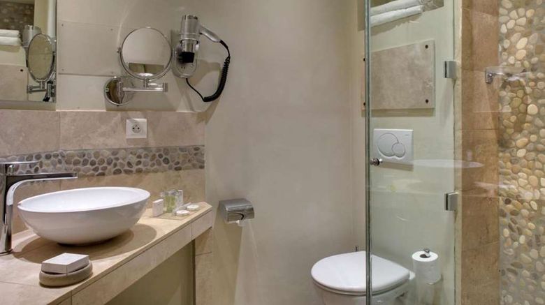 <b>Hostellerie Berard Room</b>. Images powered by <a href="https://iceportal.shijigroup.com/" title="IcePortal" target="_blank">IcePortal</a>.