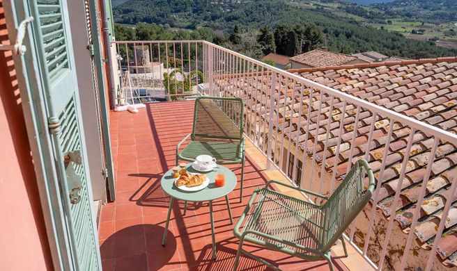 Hostellerie Berard Exterior
