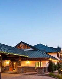 Postmarc Hotel & Spa Suites