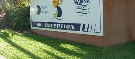 Cullen Bay Resorts Exterior