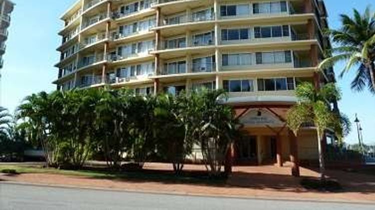 Cullen Bay Resorts Suite