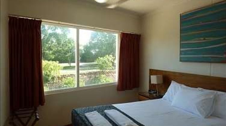 Cullen Bay Resorts Suite