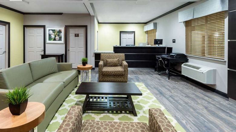 <b>Super 8 Colorado City Lobby</b>. Images powered by <a href="https://iceportal.shijigroup.com/" title="IcePortal" target="_blank">IcePortal</a>.