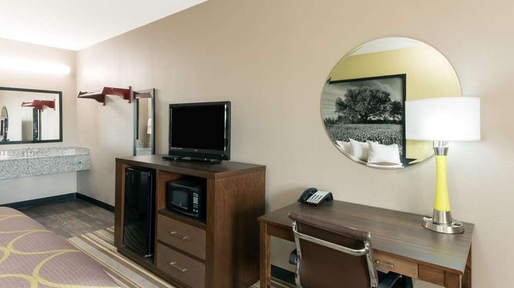 Super 8 Colorado City Room