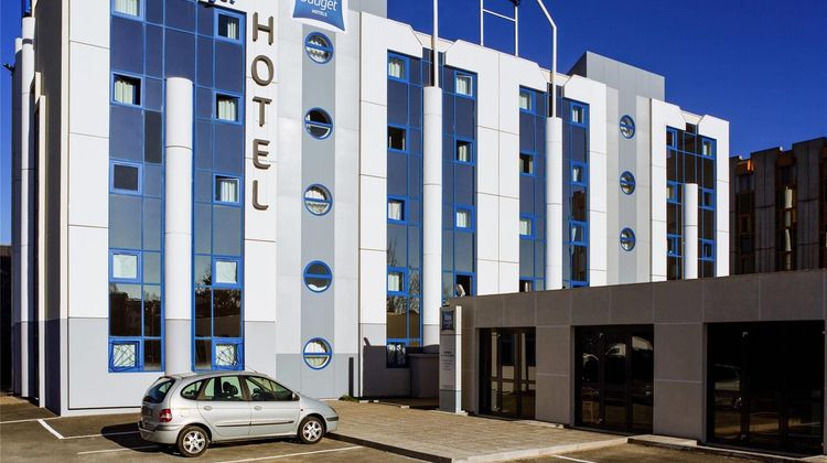 Ibis Budget Grigny Centre Exterior