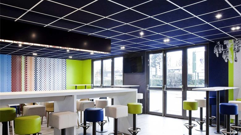 <b>Ibis Budget Grigny Centre Restaurant</b>. Images powered by <a href="https://iceportal.shijigroup.com/" title="IcePortal" target="_blank">IcePortal</a>.