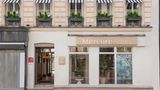<b>Mercure Paris Pigalle Sacre Coeur Room</b>. Images powered by <a href="https://iceportal.shijigroup.com/" title="IcePortal" target="_blank">IcePortal</a>.