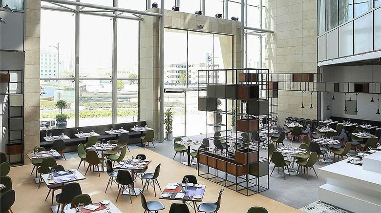 <b>Ibis Styles Dubai Jumeira Restaurant</b>. Images powered by <a href="https://iceportal.shijigroup.com/" title="IcePortal" target="_blank">IcePortal</a>.