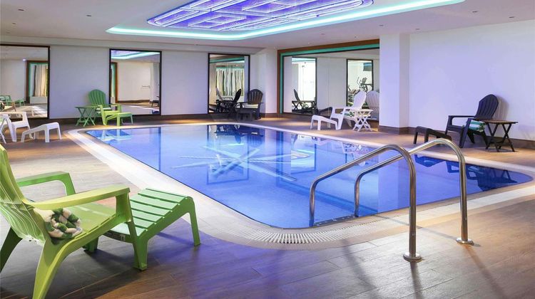 Ibis Styles Dubai Jumeira Exterior