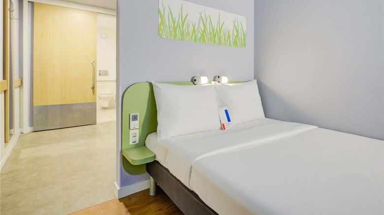 <b>Ibis Budget RJ Copacabana Room</b>. Images powered by <a href="https://iceportal.shijigroup.com/" title="IcePortal" target="_blank">IcePortal</a>.