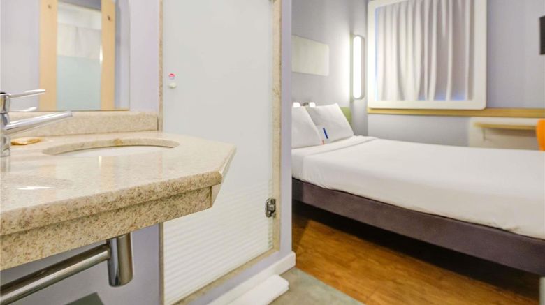 <b>Ibis Budget RJ Copacabana Room</b>. Images powered by <a href="https://iceportal.shijigroup.com/" title="IcePortal" target="_blank">IcePortal</a>.