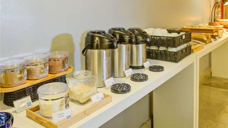 <b>Ibis Budget RJ Copacabana Restaurant</b>. Images powered by <a href="https://iceportal.shijigroup.com/" title="IcePortal" target="_blank">IcePortal</a>.