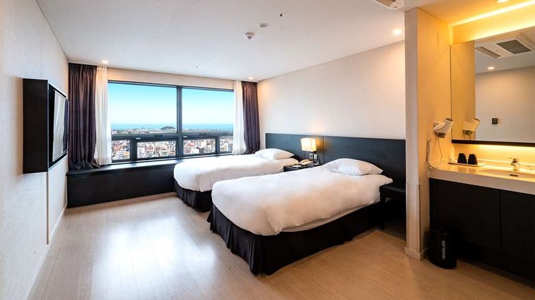<b>Best Western Jeju Hotel Room</b>. Images powered by <a href="https://iceportal.shijigroup.com/" title="IcePortal" target="_blank">IcePortal</a>.