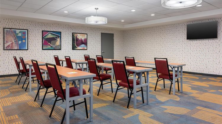 Home2 Suites by Hilton Atlanta South Meeting