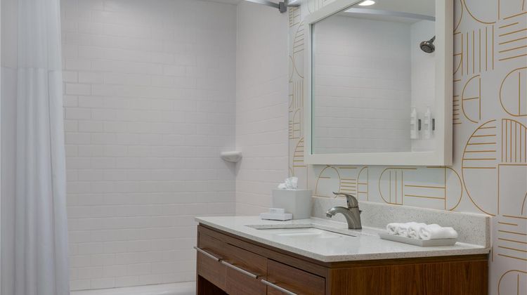 Home2 Suites by Hilton Atlanta South Room
