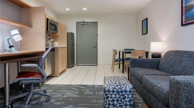 Home2 Suites by Hilton Atlanta South Room