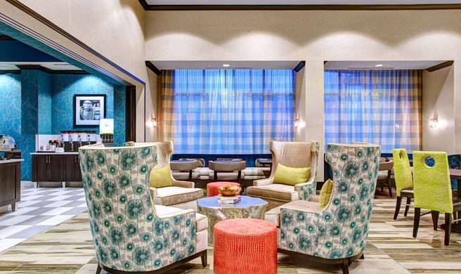 Hampton Inn Atlanta Perimeter Dunwoody Lobby