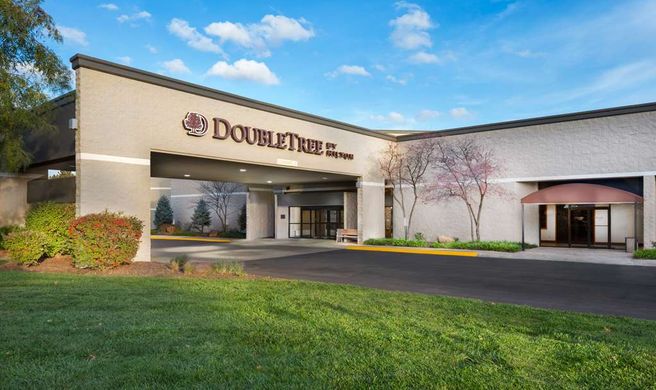 Doubletree by Hilton Lawrence Exterior