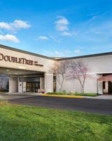 Doubletree by Hilton Lawrence