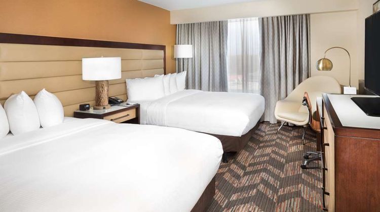 Doubletree by Hilton Lawrence Room