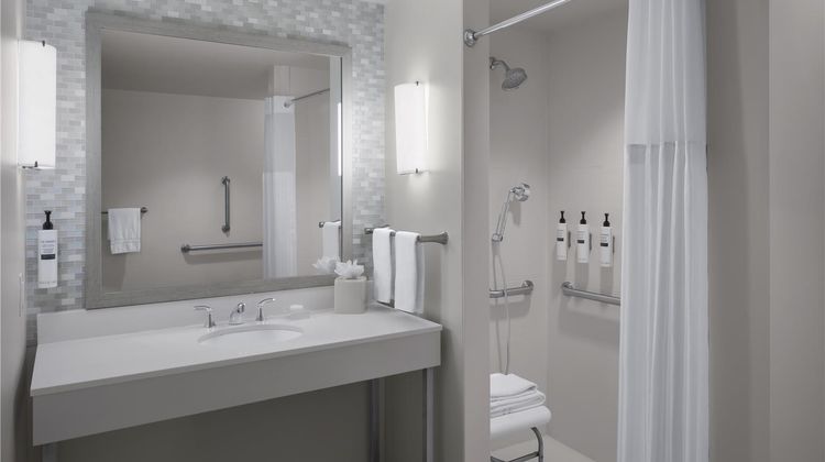 Hilton Garden Inn Miami Dolphin Mall Room
