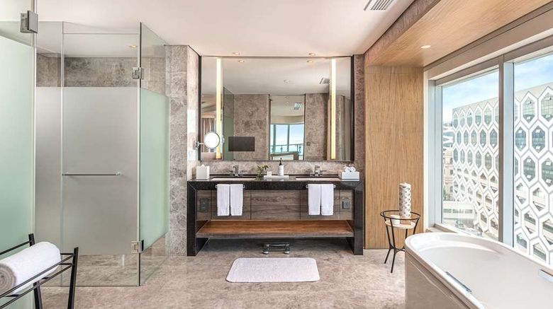 <b>Conrad Manila Room</b>. Images powered by <a href="https://iceportal.shijigroup.com/" title="IcePortal" target="_blank">IcePortal</a>.