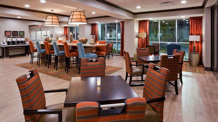 Hampton Inn Minneapolis Bloomington West Lobby