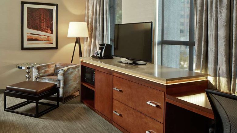 <b>Hilton Garden Inn Phoenix Downtown Room</b>. Images powered by <a href="https://iceportal.shijigroup.com/" title="IcePortal" target="_blank">IcePortal</a>.