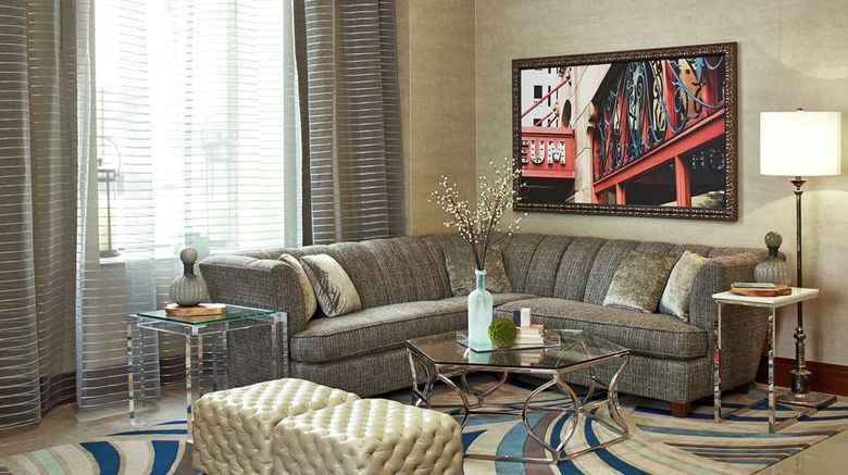 <b>Hilton Garden Inn Phoenix Downtown Lobby</b>. Images powered by <a href="https://iceportal.shijigroup.com/" title="IcePortal" target="_blank">IcePortal</a>.