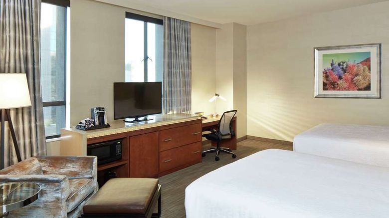 <b>Hilton Garden Inn Phoenix Downtown Room</b>. Images powered by <a href="https://iceportal.shijigroup.com/" title="IcePortal" target="_blank">IcePortal</a>.