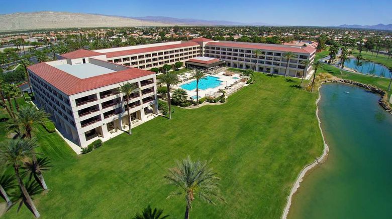 <b>DoubleTree Golf Resort Palm Springs Exterior</b>. Images powered by <a href="https://iceportal.shijigroup.com/" title="IcePortal" target="_blank">IcePortal</a>.