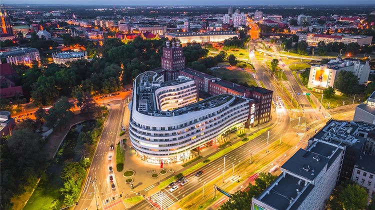 DoubleTree by Hilton Hotel Wroclaw Exterior