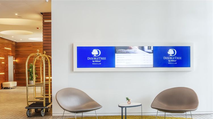 DoubleTree by Hilton Hotel Wroclaw Lobby