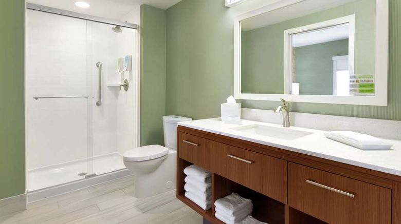 <b>Tru by Hilton Milton Room</b>. Images powered by <a href="https://iceportal.shijigroup.com/" title="IcePortal" target="_blank">IcePortal</a>.