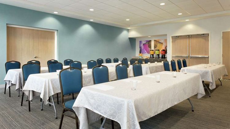 Tru by Hilton Milton Meeting