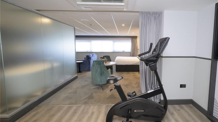 DoubleTree by Hilton Coventry Building Room