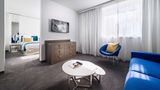 Golden Tulip Marseille Euromed Suite