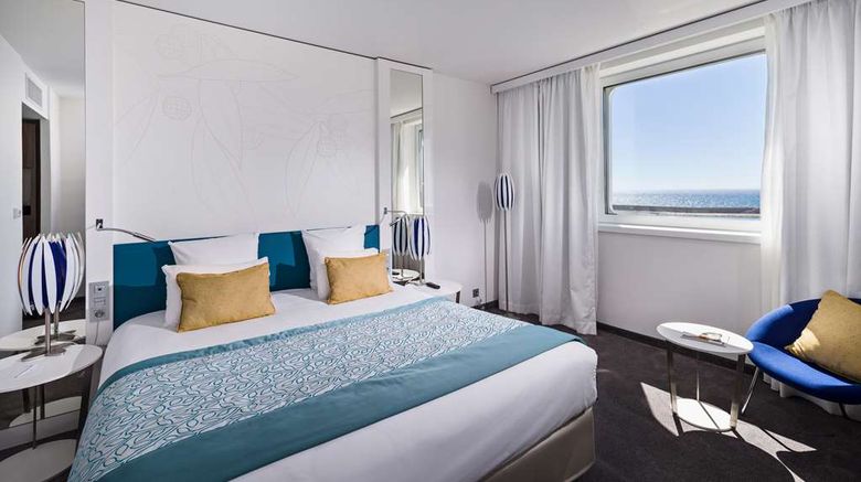 <b>Golden Tulip Marseille Euromed Room</b>. Images powered by <a href="https://iceportal.shijigroup.com/" title="IcePortal" target="_blank">IcePortal</a>.