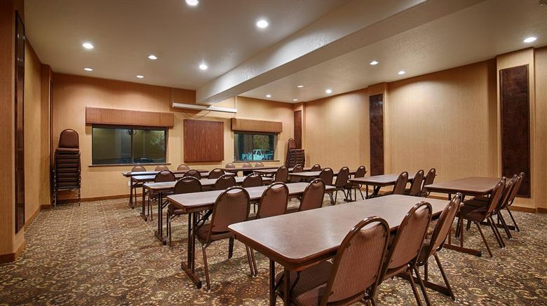 <b>Best Western Plus Palo Alto Inn & Suites Meeting</b>. Images powered by <a href="https://iceportal.shijigroup.com/" title="IcePortal" target="_blank">IcePortal</a>.