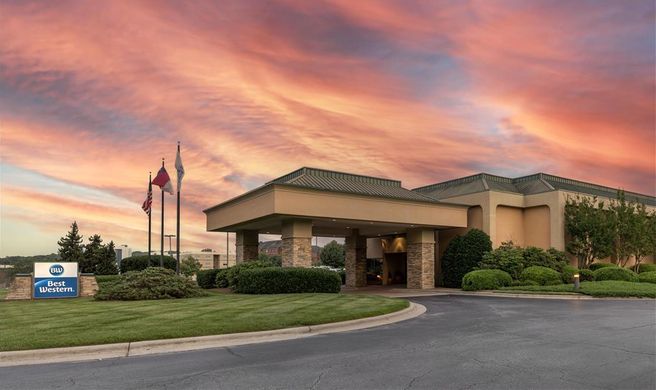 Best Western Hickory Exterior