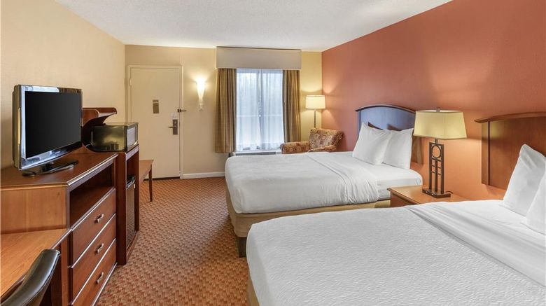 <b>Best Western Hickory Room</b>. Images powered by <a href="https://iceportal.shijigroup.com/" title="IcePortal" target="_blank">IcePortal</a>.