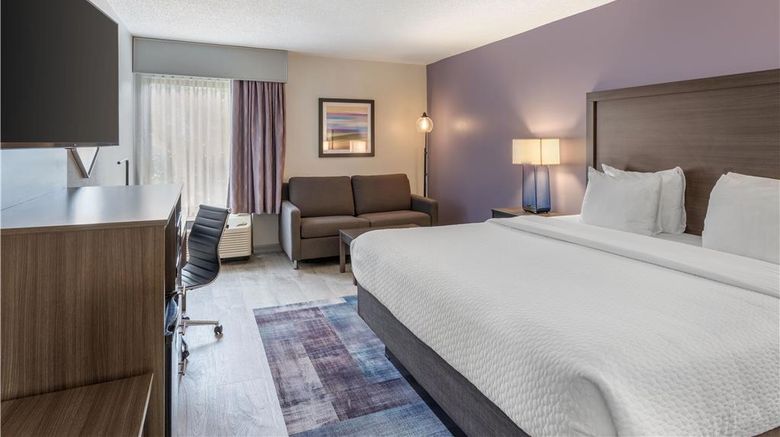 <b>Best Western Hickory Room</b>. Images powered by <a href="https://iceportal.shijigroup.com/" title="IcePortal" target="_blank">IcePortal</a>.
