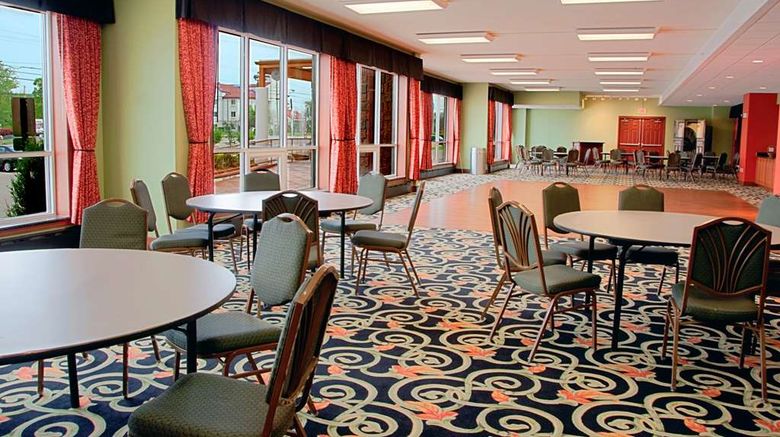 <b>Best Western Plus Sandusky Hotel & Suite Ballroom</b>. Images powered by <a href="https://iceportal.shijigroup.com/" title="IcePortal" target="_blank">IcePortal</a>.