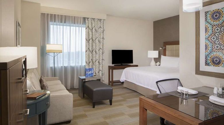 <b>Homewood Suites Miami Dolphin Mall Room</b>. Images powered by <a href="https://iceportal.shijigroup.com/" title="IcePortal" target="_blank">IcePortal</a>.