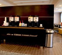 Hampton Inn Suffolk Lobby