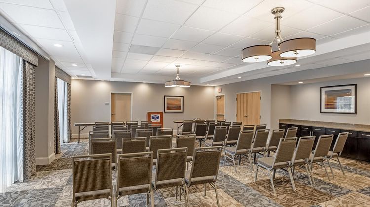 Hampton Inn Suffolk Meeting