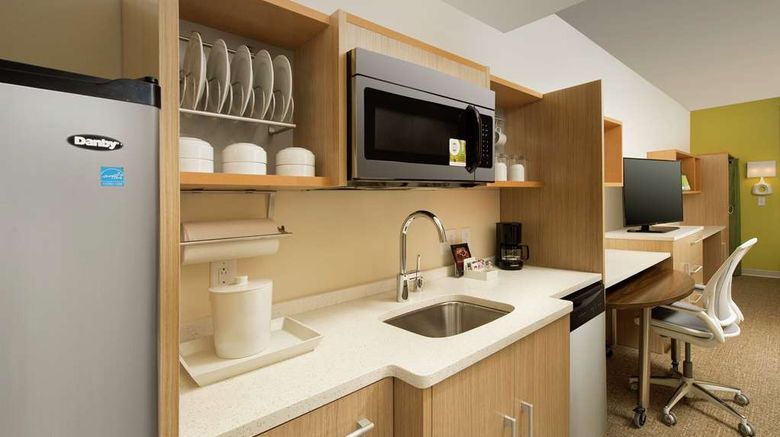 <b>Home2 Suites Louisville East/Hurtsbourne Room</b>. Images powered by <a href="https://iceportal.shijigroup.com/" title="IcePortal" target="_blank">IcePortal</a>.