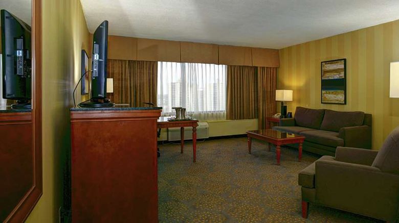 <b>DoubleTree by Hilton London Ontario Room</b>. Images powered by <a href="https://iceportal.shijigroup.com/" title="IcePortal" target="_blank">IcePortal</a>.