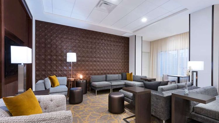 Wingate by Wyndham Sidney Lobby