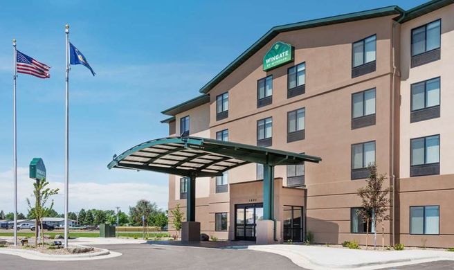 Wingate by Wyndham Sidney Exterior